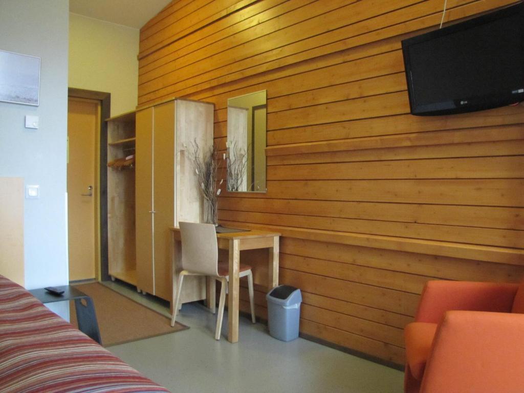 Jokiniemen Matkailu Hotel Alapitka Ngoại thất bức ảnh