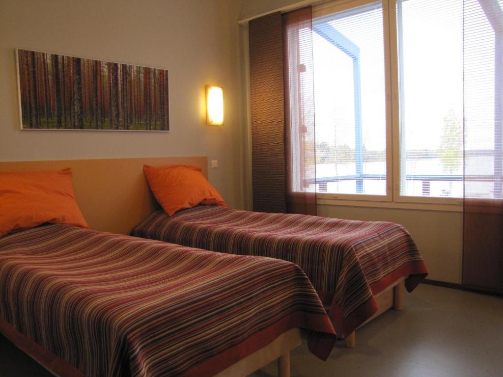 Jokiniemen Matkailu Hotel Alapitka Ngoại thất bức ảnh